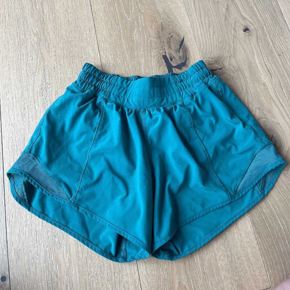 Lululemon teal 3in. Hotty Hot Shorts size 2